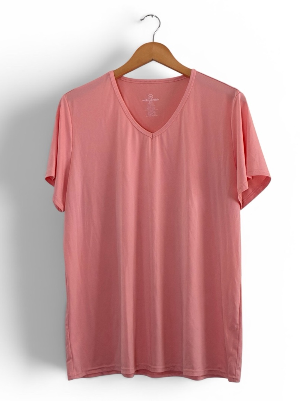 Real Essentials | Like new pink v-neck relaxed short sleeve tee shirt size 2XL